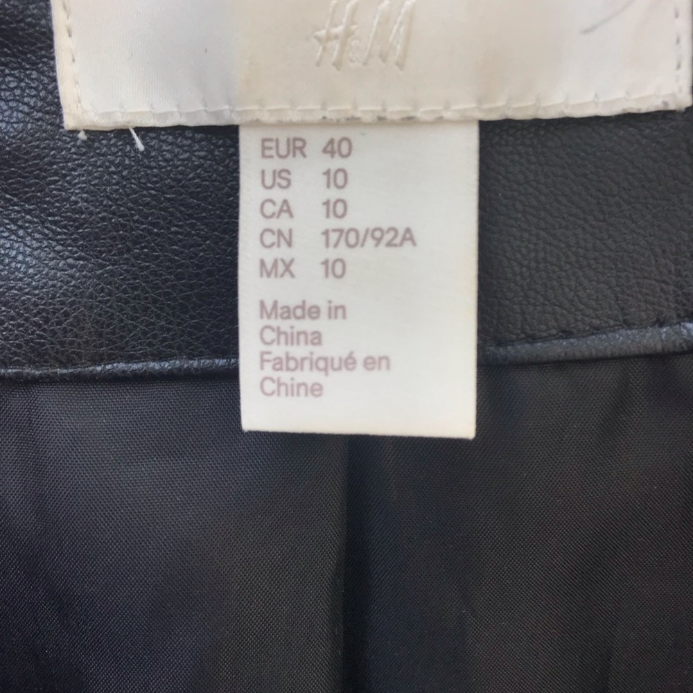 H&M Sleek Black Faux Leather Jacket with Silver Accents - Picture 6 of 6